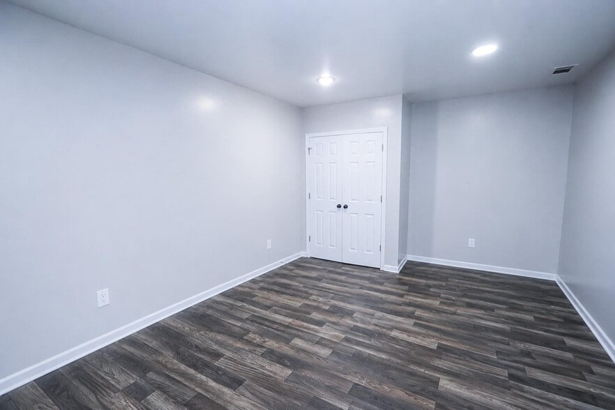 475 Old Howell Bridge Rd, Ball Ground, GA à vendre - Photo intérieure – Image 3 sur 11
