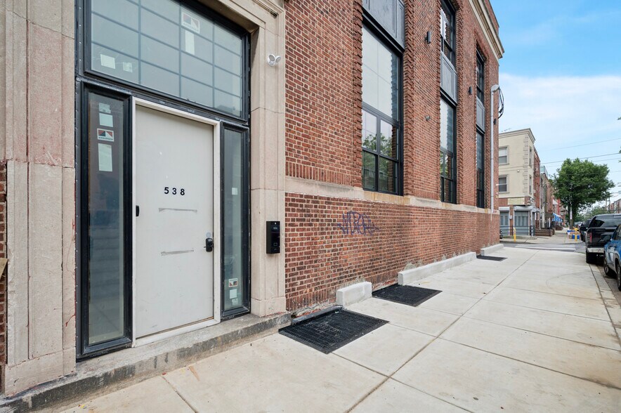 538 Federal St, Philadelphia, PA à louer - Photo de l’immeuble – Image 2 sur 6