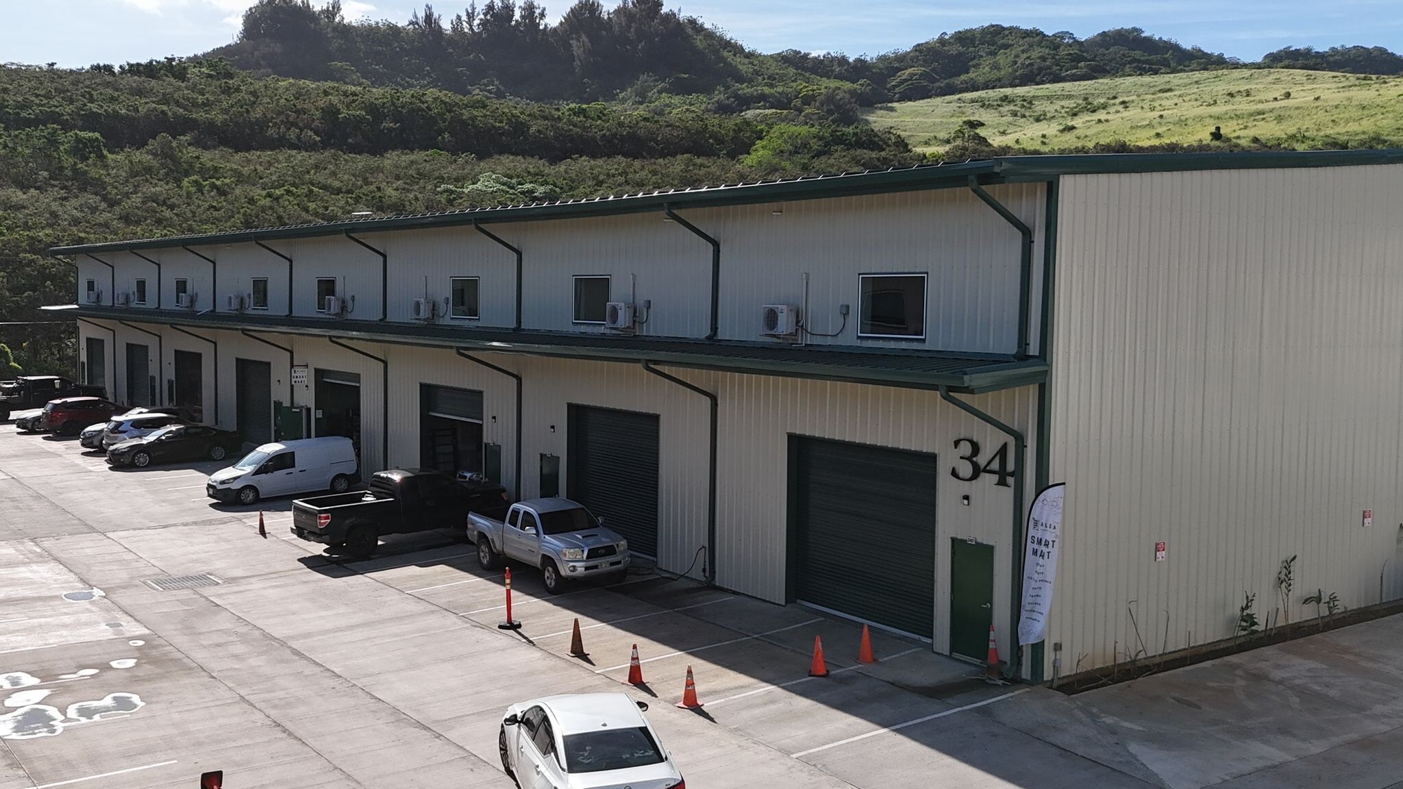 201 Kapaa Quarry Rd, Kailua, HI à louer Photo de l’immeuble– Image 1 sur 4
