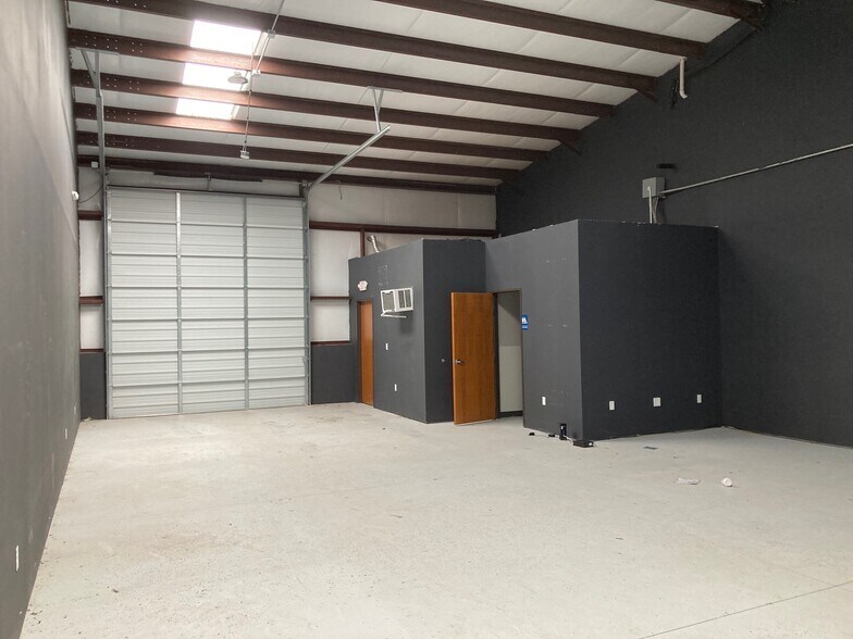 1120 Blue Mound Rd W, Haslet, TX à louer - Photo de l’immeuble – Image 2 sur 14