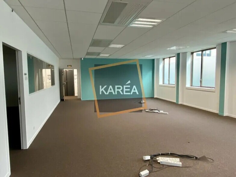 Bureau dans Montévrain à louer - Photo intérieure – Image 2 sur 5