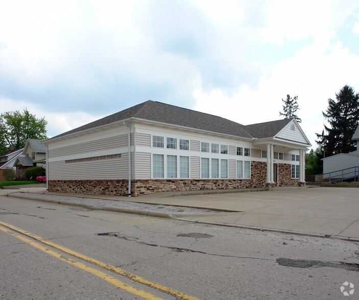 1410-1420 W State St, Alliance, OH à vendre - Photo principale – Image 2 sur 11