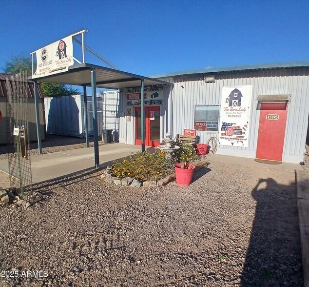15395 S Sunland Gin Rd, Arizona City, AZ à vendre - Photo de l’immeuble – Image 3 sur 15