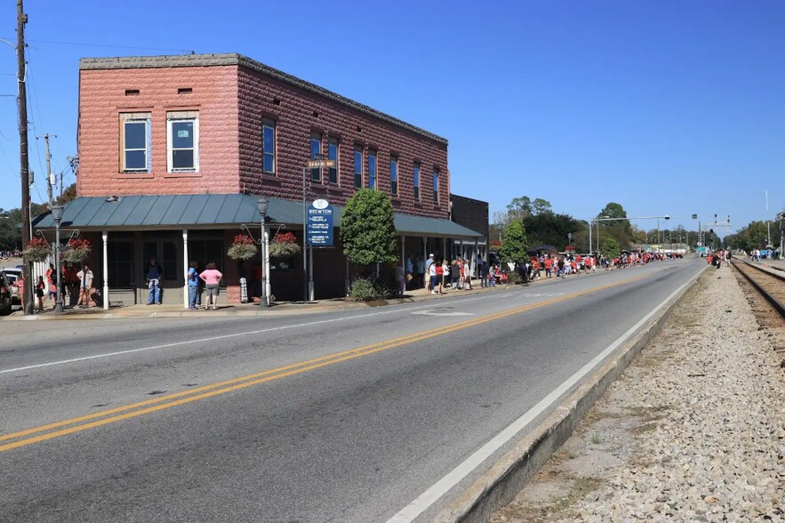 204-208 Belleville Ave, Brewton, AL à vendre - Photo de l’immeuble – Image 1 sur 29