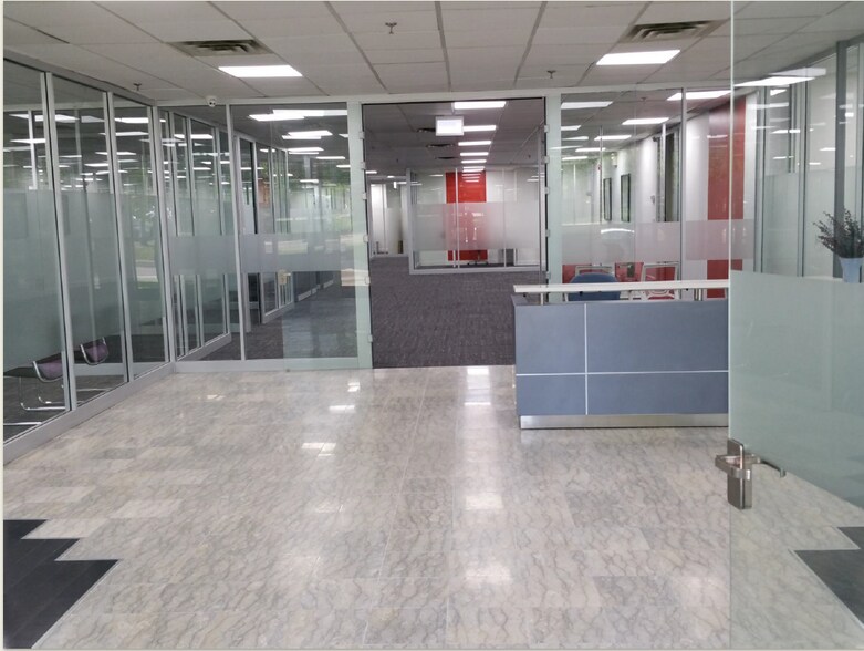 267 Matheson Blvd E, Mississauga, ON à louer - Photo intérieure – Image 3 sur 20