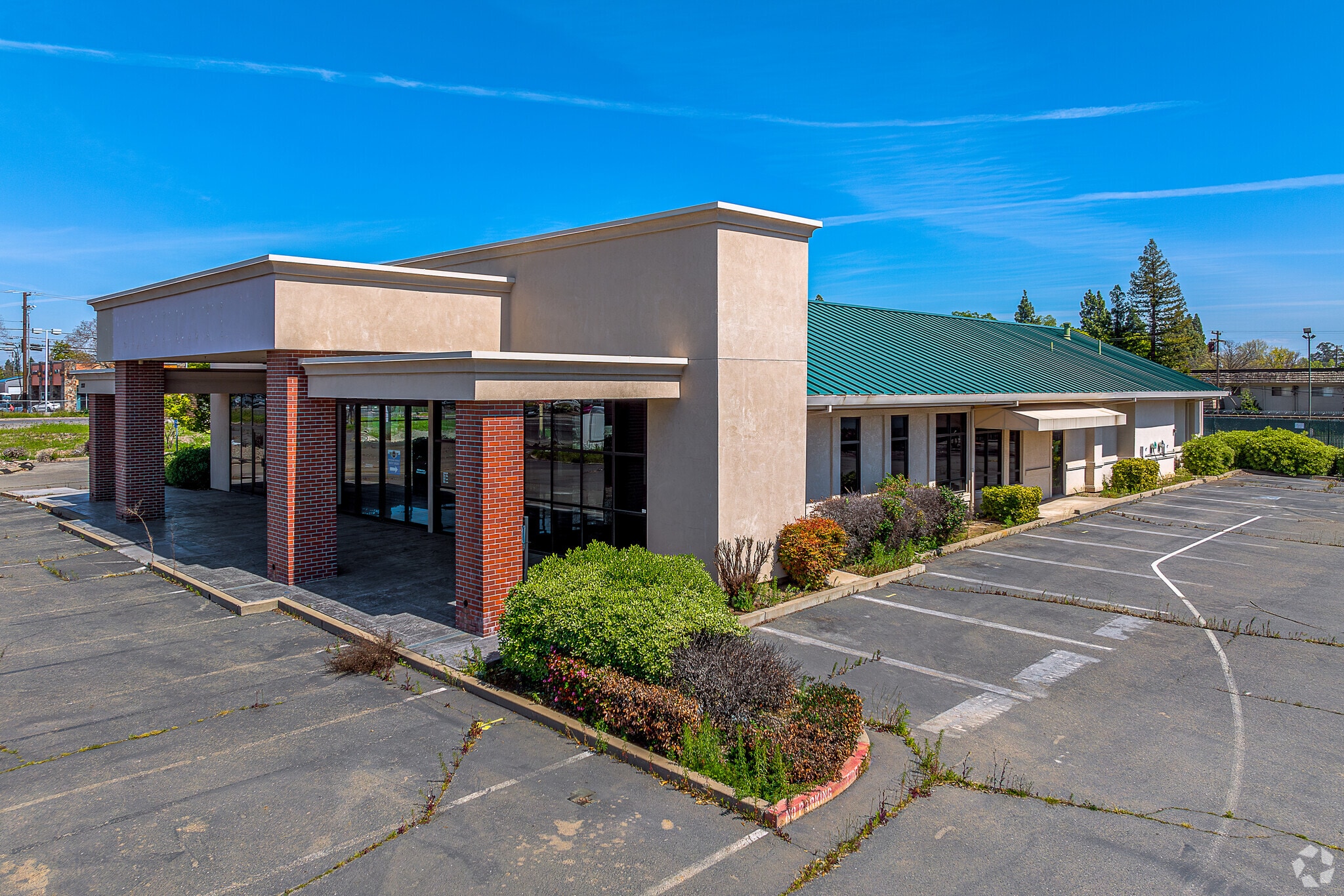 2030 Fulton Ave, Sacramento, CA à vendre Photo principale– Image 1 sur 9