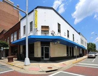 Plus de détails pour 140 E Davis St, Burlington, NC - Local commercial à louer