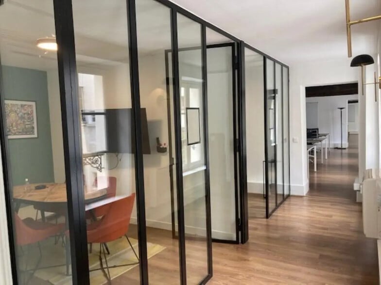 Bureau dans Paris à louer - Photo de l’immeuble – Image 2 sur 10