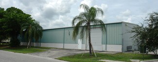 Plus de détails pour 1613 SE 15th Ter, Cape Coral, FL - Industriel/Logistique à louer