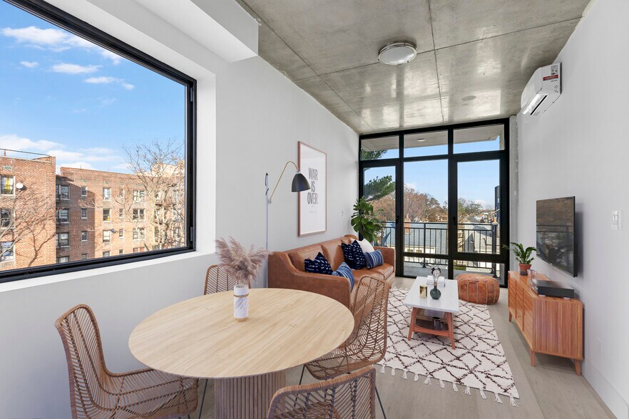 485 E 28th St, Brooklyn, NY à vendre - Photo de l’immeuble – Image 2 sur 14