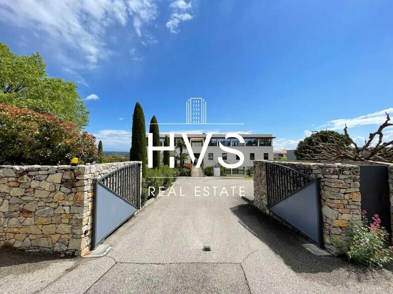 Bureau dans Aix-en-Provence à louer - Photo de l’immeuble – Image 1 sur 9