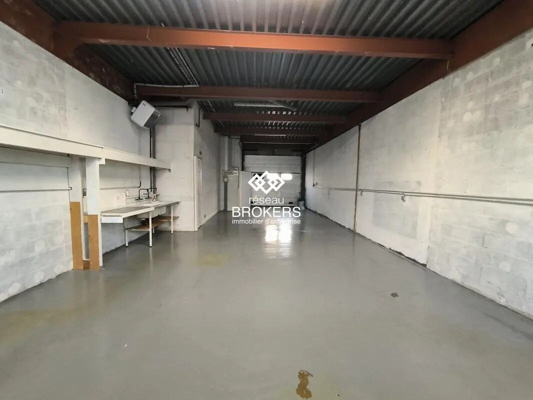 Local d’activités dans Lisses à louer Photo de l’immeuble– Image 1 sur 6