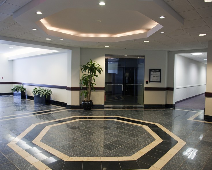 1719 State Route 10, Parsippany, NJ à louer - Photo intérieure – Image 2 sur 5