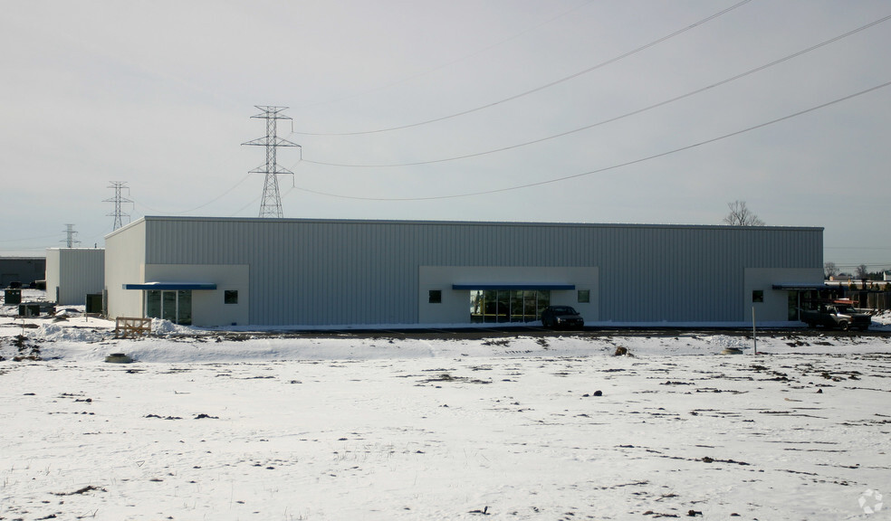 7637 B Commerce Pl, Plain City, OH à louer - Photo de l’immeuble – Image 2 sur 8