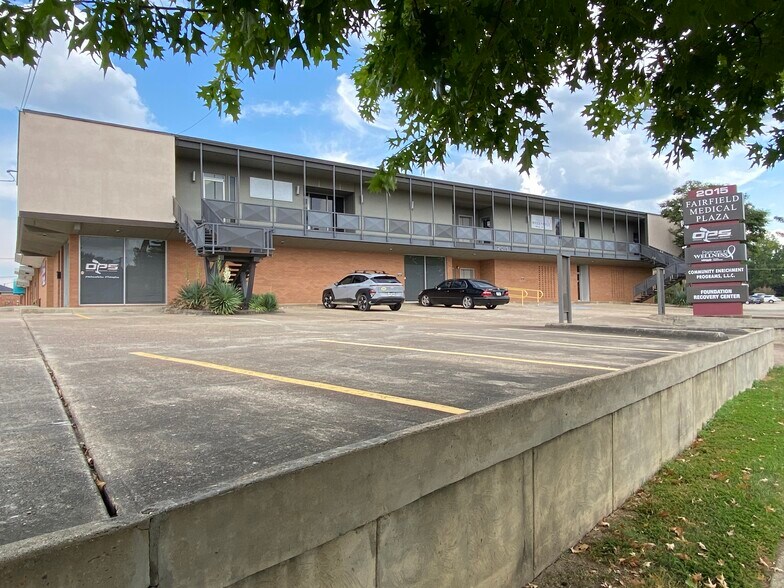2015 Fairfield Ave, Shreveport, LA à vendre - Photo de l’immeuble – Image 2 sur 10