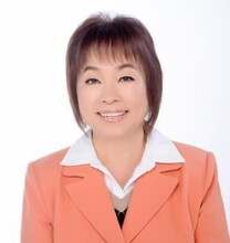 Debbie Miura