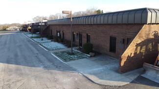 Plus de détails pour 7124 Brookwood Dr, Brookfield, OH - Bureau à louer