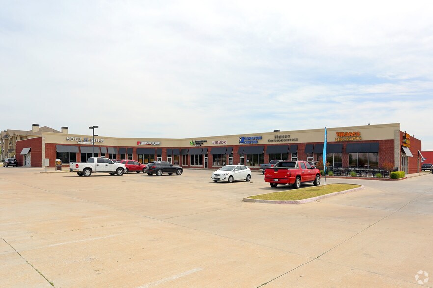 14605 S Memorial Dr, Bixby, OK à louer - Photo de l’immeuble – Image 1 sur 3