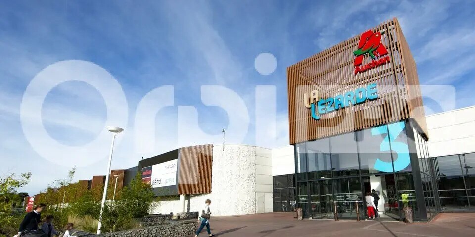 Local commercial dans Montivilliers à louer - Photo de l’immeuble – Image 1 sur 6