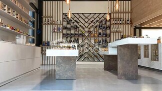 Plus de détails pour Local commercial à louer