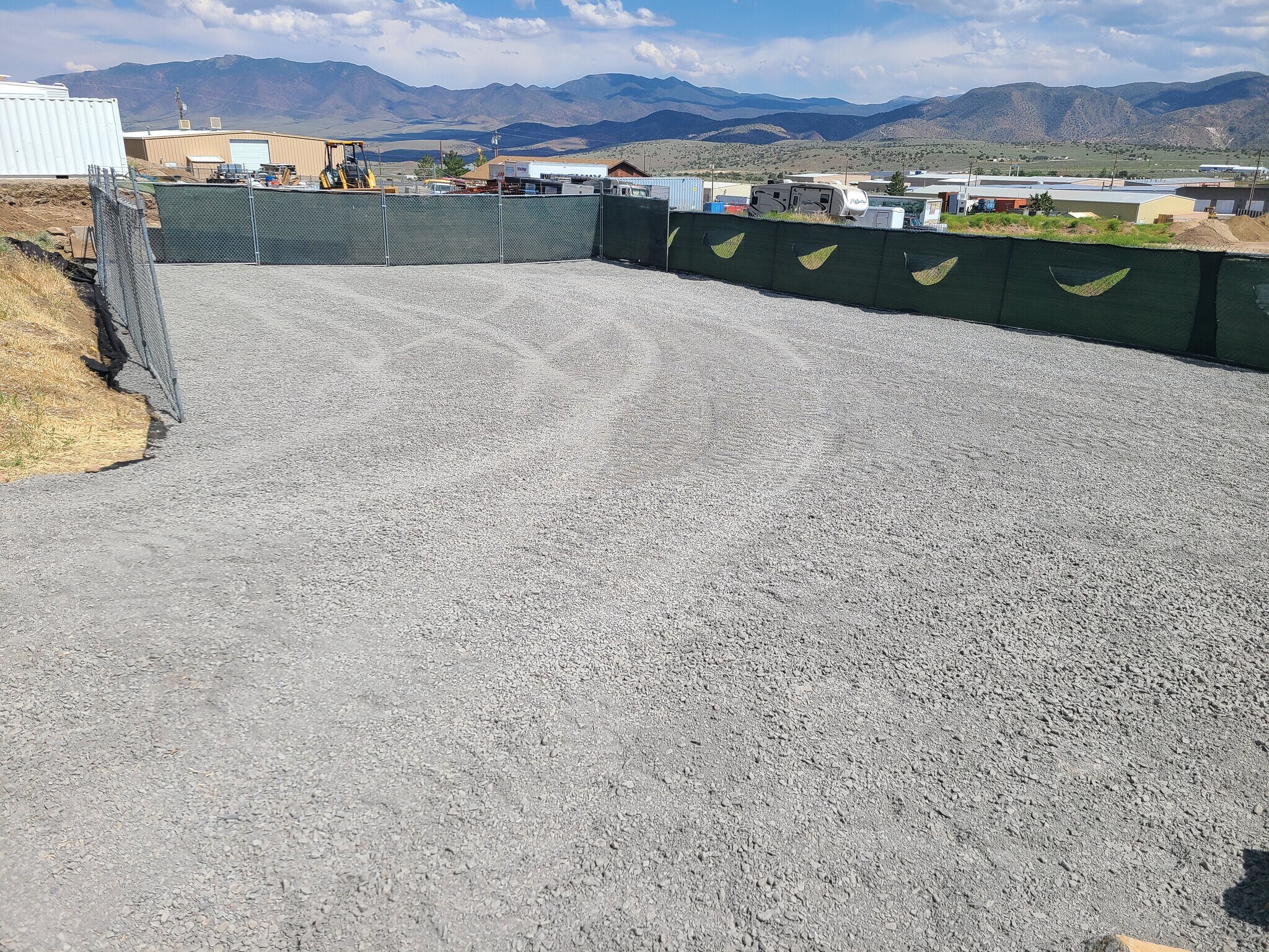 25 Bruce Way, Mound House, NV à louer Photo principale– Image 1 sur 7