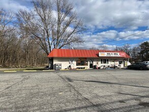 5316 Route 9W, Newburgh, NY à vendre Photo de l’immeuble– Image 1 sur 4