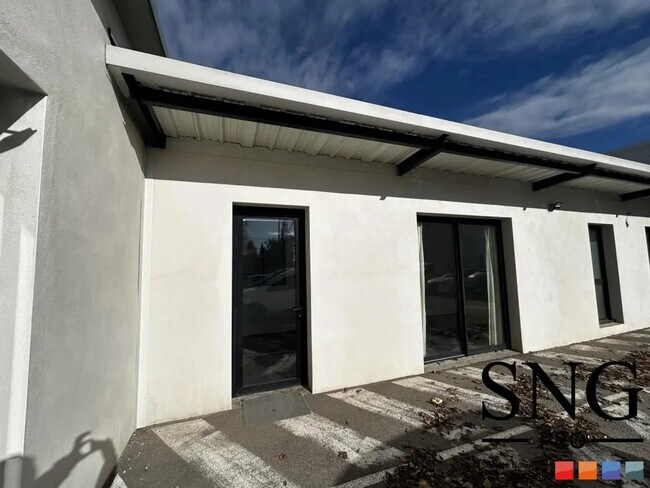 Plus de détails pour Bureau à louer