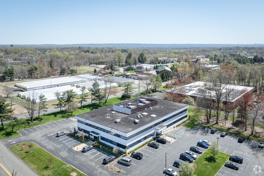 160 Summit Ave, Montvale, NJ à louer - Aérien – Image 3 sur 12