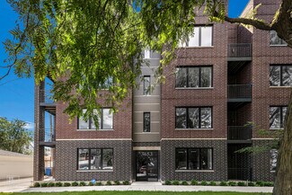 Plus de détails pour 3653 W Barry Ave, Chicago, IL - Logement à vendre