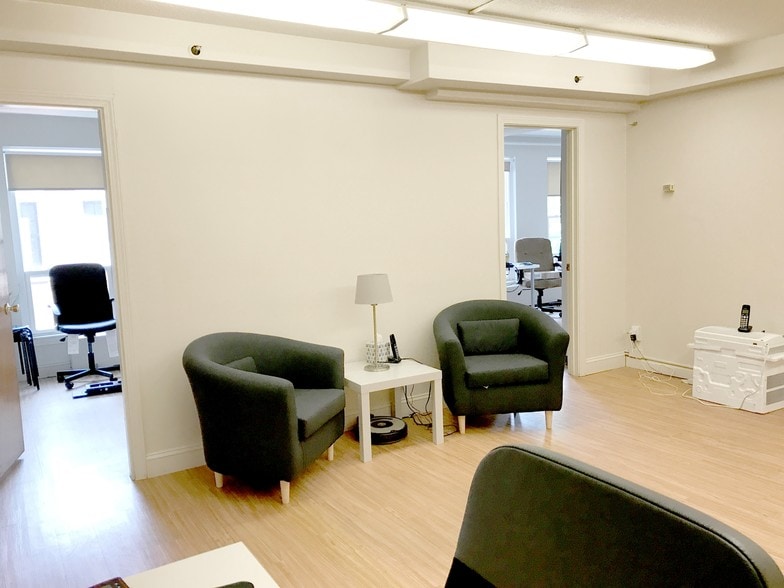 872 Massachusetts Ave, Cambridge, MA à vendre - Photo intérieure – Image 2 sur 21