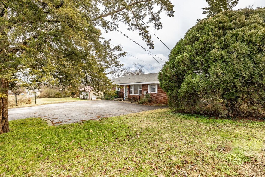 124 Glancy St, Goodlettsville, TN à vendre - Photo de l’immeuble – Image 3 sur 31