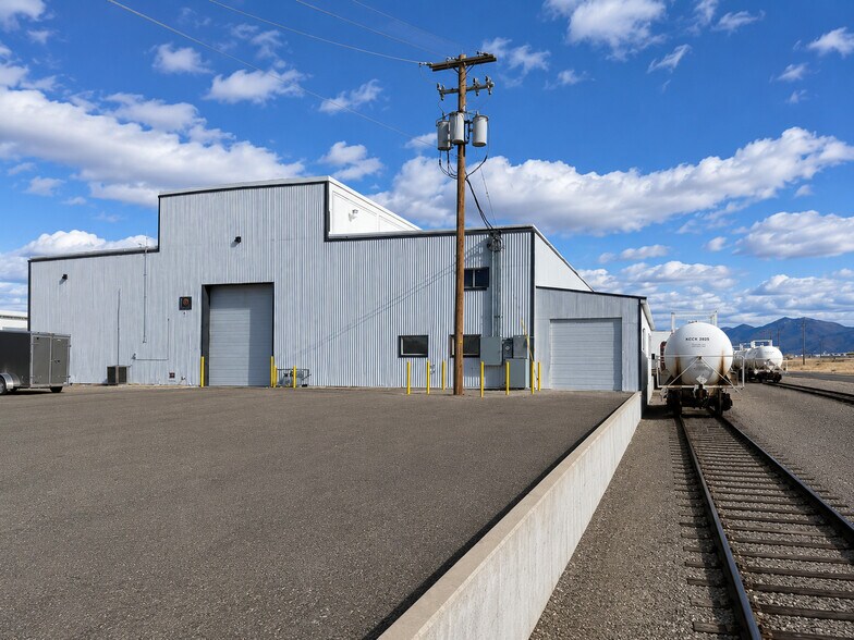520 Garnet St, Tooele, UT à louer - Photo de l’immeuble – Image 2 sur 16