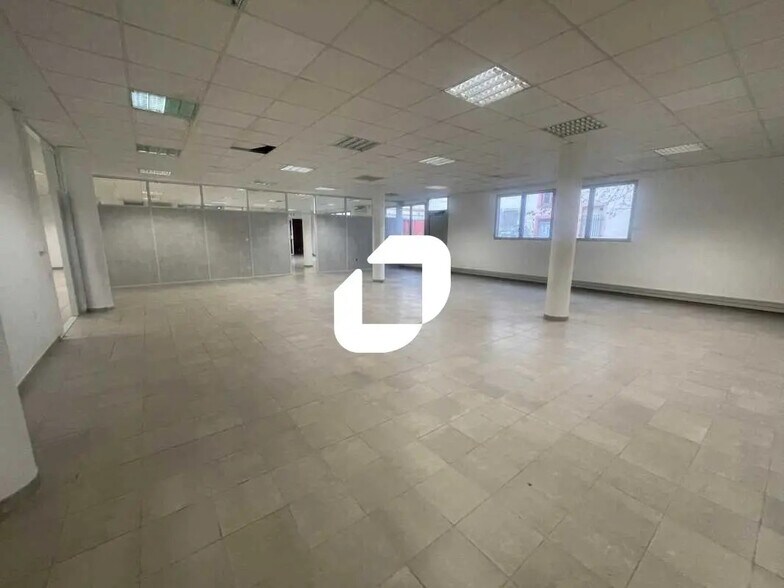 21 Rue De La Convention, OULLINS-PIERRE-BÉNITE à louer - Photo de l’immeuble – Image 2 sur 7