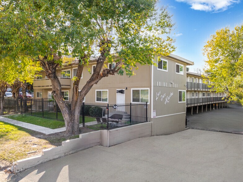 3126 Lone Tree Way, Antioch, CA à vendre - Photo de l’immeuble – Image 1 sur 25