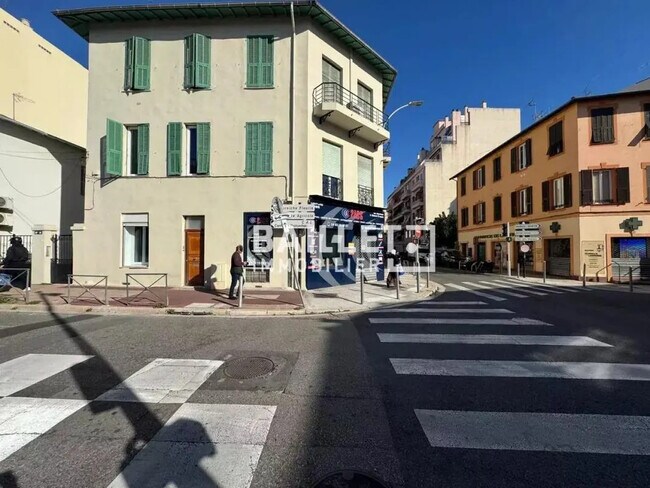 Plus de détails pour Bureau à louer