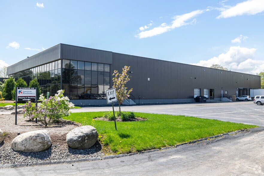 23 Dumaine Ave, Nashua, NH à louer - Photo principale – Image 1 sur 5