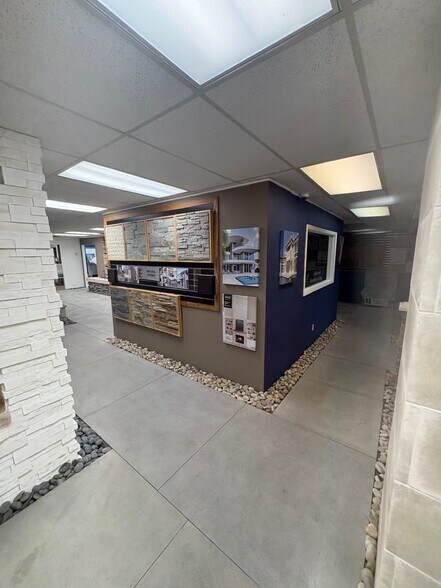 2862-2898 NW 79th Ave, Miami, FL à louer - Photo de l’immeuble – Image 3 sur 15