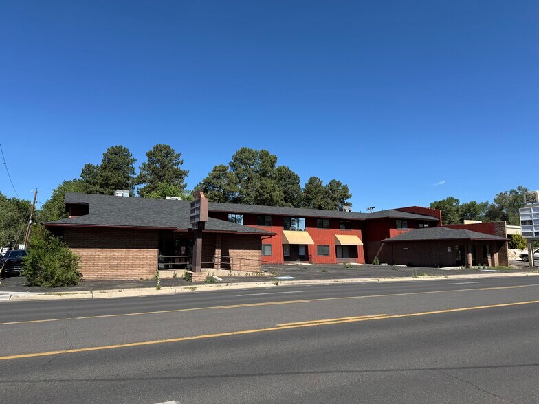 2705 N 4th St, Flagstaff, AZ à vendre - Photo de l’immeuble – Image 2 sur 56