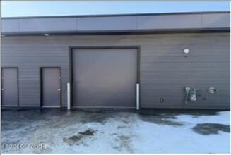 35186 Kenai Spur Hwy, Soldotna, AK à louer Photo de l’immeuble– Image 1 sur 1