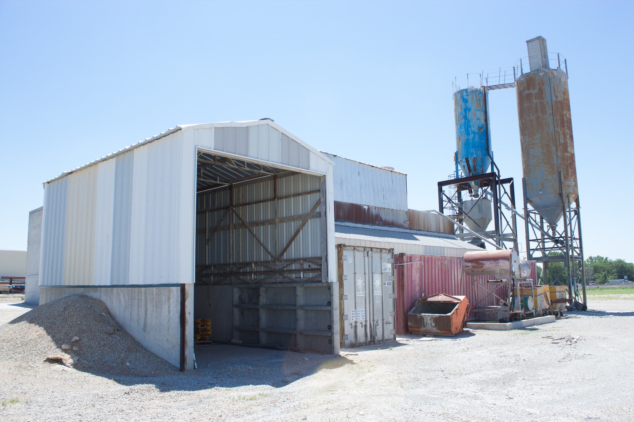 2500 E 9th St, Hays, KS à vendre Photo principale– Image 1 sur 5