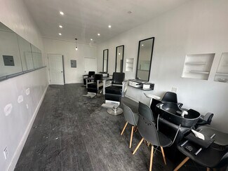 Plus de détails pour 18480-18484 W Dixie Hwy, North Miami Beach, FL - Local commercial à louer