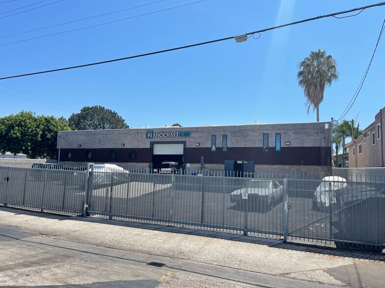 1366 Hornblend St, San Diego, CA à louer - Photo de l’immeuble – Image 2 sur 34