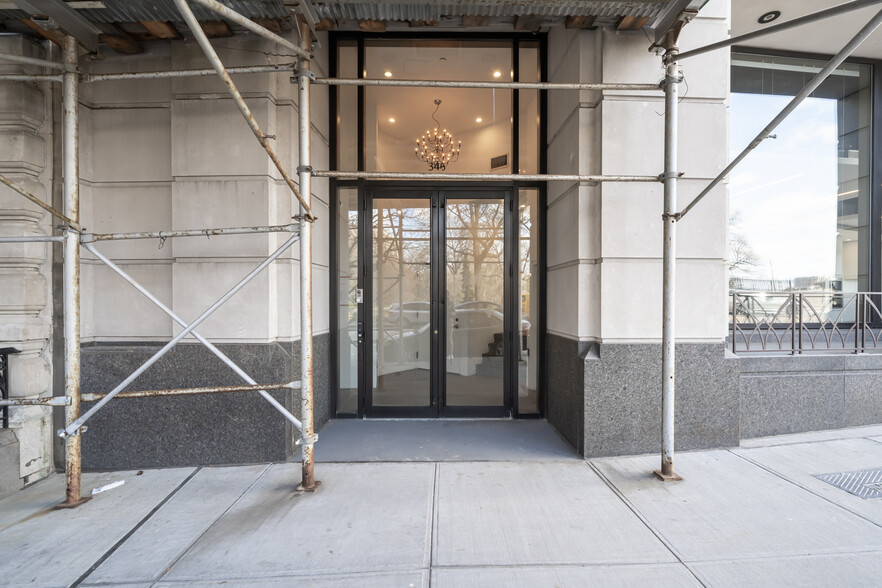 240 Riverside Blvd, New York, NY à louer - Autre – Image 3 sur 13