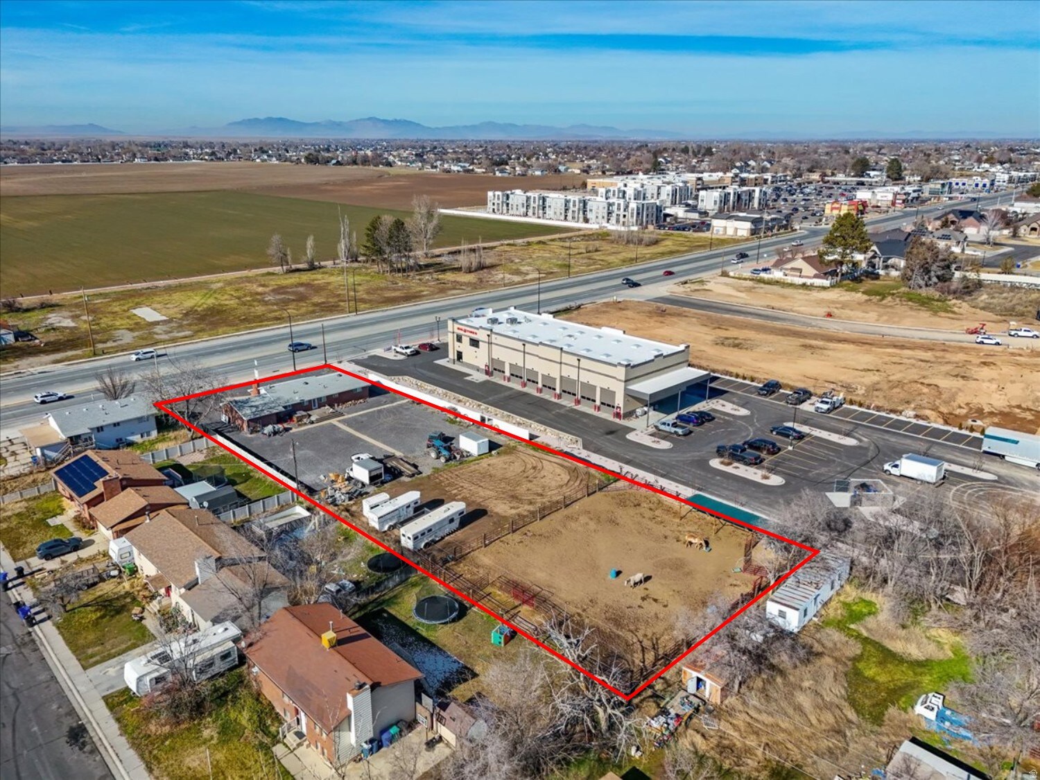 39 S 2000 W, West Point, UT à vendre Photo principale– Image 1 sur 11