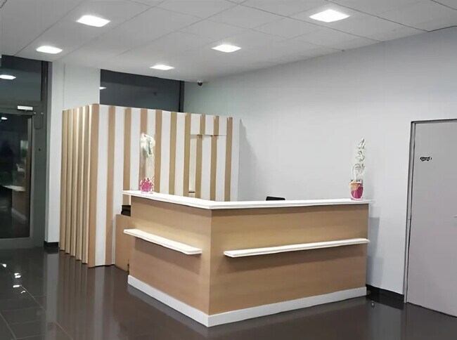Plus de détails pour Bureau à louer