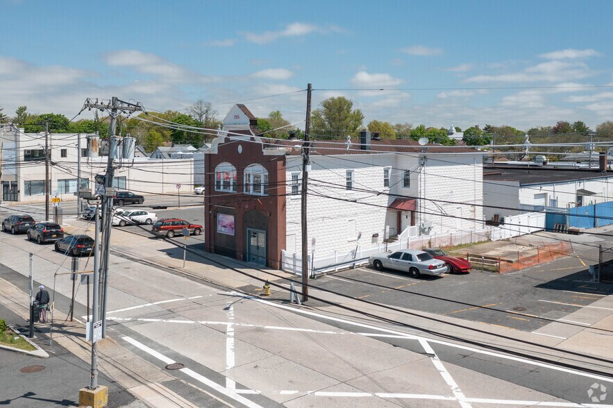 365 S Bayview Ave, Freeport, NY à vendre - Aérien – Image 3 sur 5