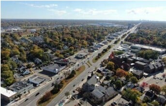 22134 Woodward Ave, Ferndale, MI - Vue aérienne  vue de carte - Image1