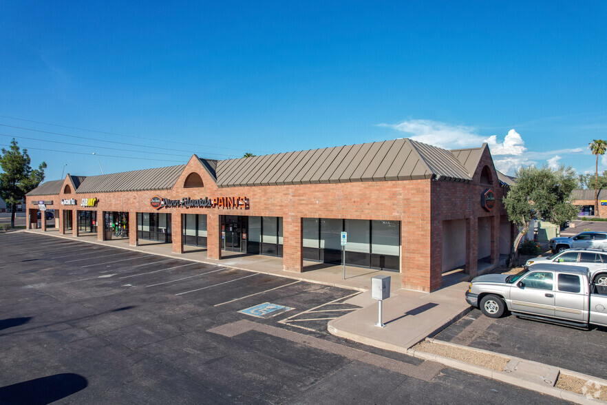 S Gilbert Rd, Mesa, AZ à louer - Photo de l’immeuble – Image 1 sur 13