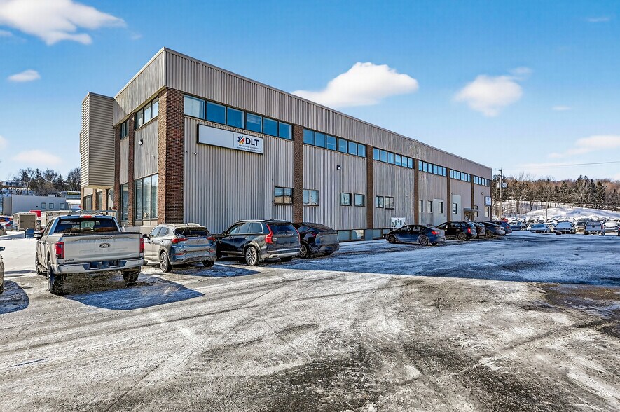 650 Rue Graham-Bell, Québec, QC à vendre - Photo de l’immeuble – Image 2 sur 10