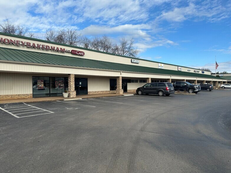 1051 Bryant Way, Bowling Green, KY à louer - Photo de l’immeuble – Image 1 sur 2